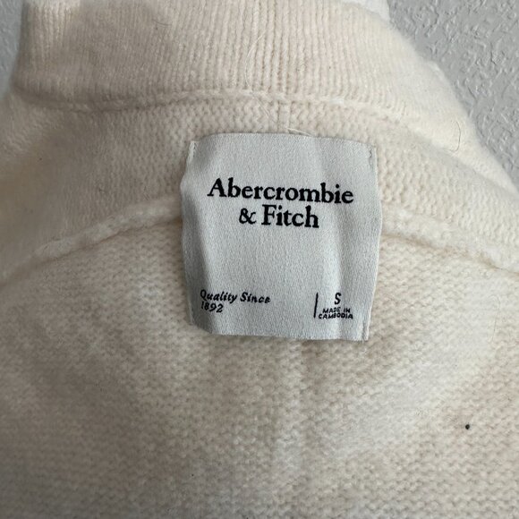 Abercrombie & Fitch Cream Striped Crewneck Sweater Size Small - Picture 6 of 7